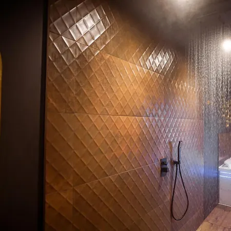 * L’eden * Maison Romantique Avec Balnéo Et Sauna * Treize-Vents