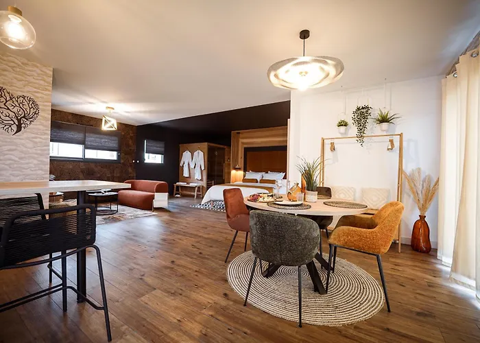 Villa * L’eden * Maison Romantique Avec Balnéo Et Sauna