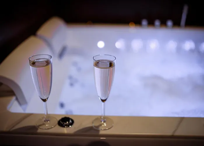 * L’eden * Maison Romantique Avec Balnéo Et Sauna